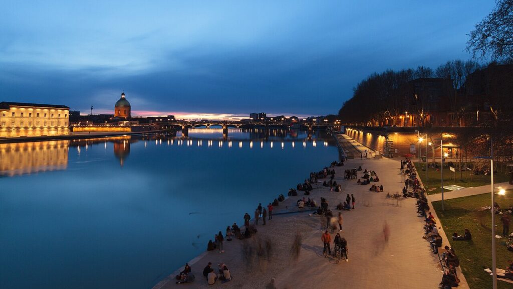 Pricing dynamique et IA, les armes des conciergeries Airbnb à Toulouse